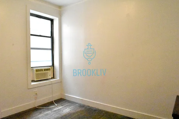 Rented by null | media 34