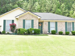 129 Longshore Dr, Columbus, GA 31907