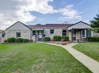 5517 W Howard Ave, Greenfield, WI 53220