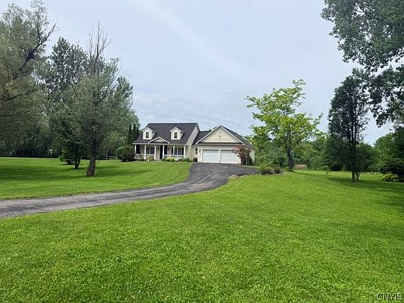 2nd image of 1030 Pavone Pl