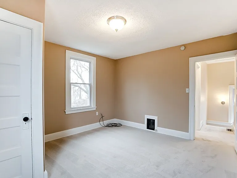 3015 Feltz Ave — Photo 25