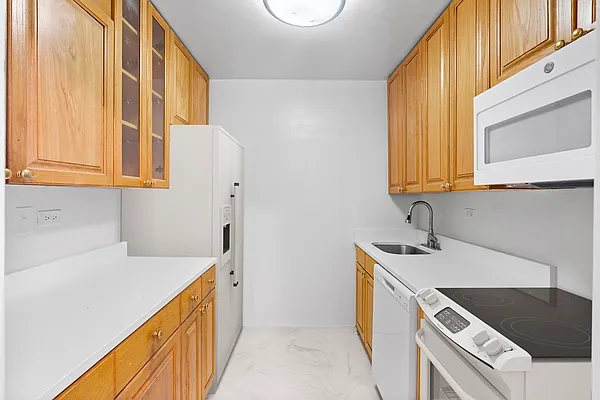 Rented by Living New York | media 4