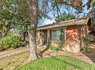 676 Lyon Ave, Sanger, CA 93657
