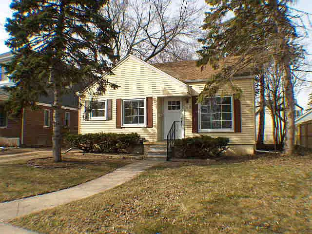 1647 Banbury Rd photo 1