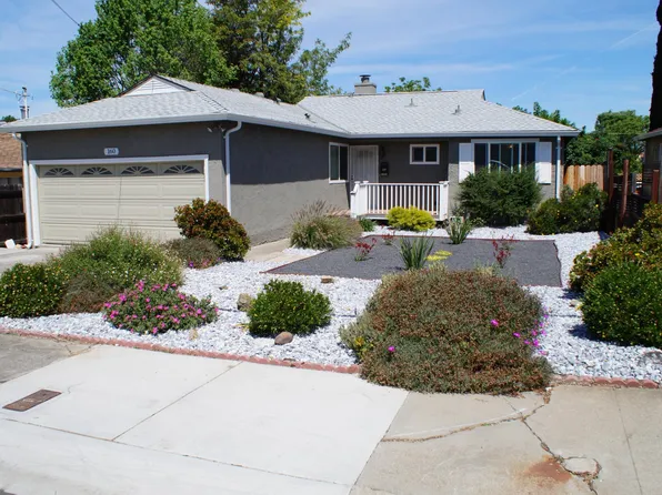 160 Linscheid Dr, Pittsburg, CA 94565