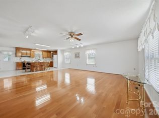 4716 Bert Huffman Dr, Granite Falls, NC 28630