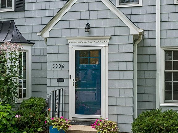 3rd image of 5336 Ewing Ave S