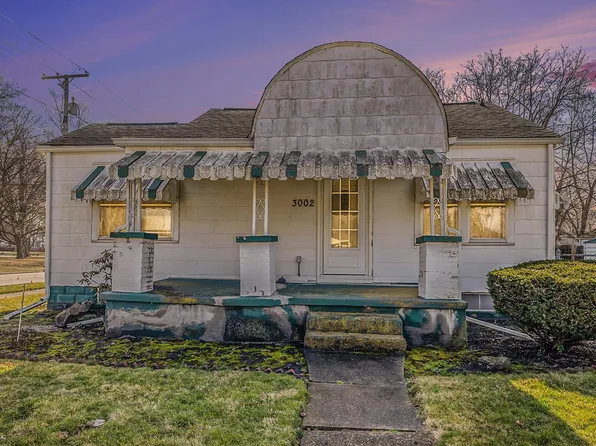 3002 Westmoor St, South Bend, IN 46628