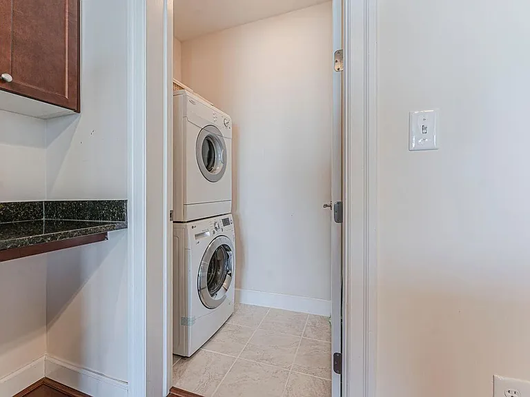 301 Fayetteville St #2602 — Photo 30