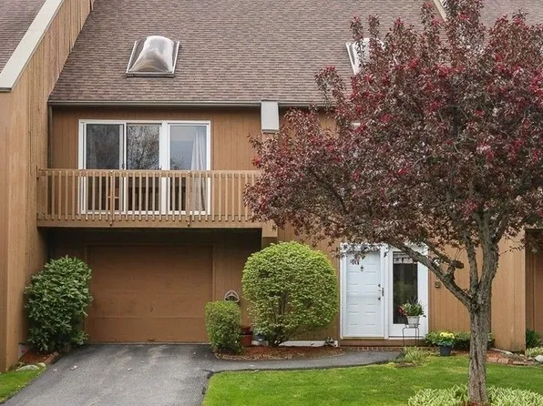 8 Woodland Park Dr #8, Haverhill, MA 01830