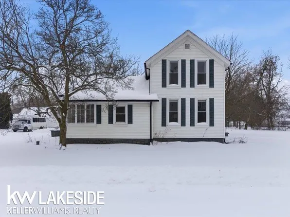 505 1st St, Oxford, MI 48371