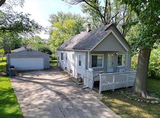 28305 Glasgow St, Southfield, MI 48076