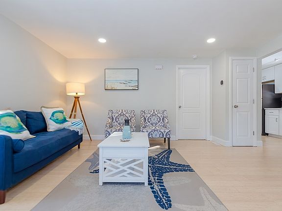 5th image of 56 Acushnet Rd