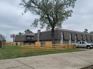 100 Patillo Rd #105, Bridge City, TX 77611