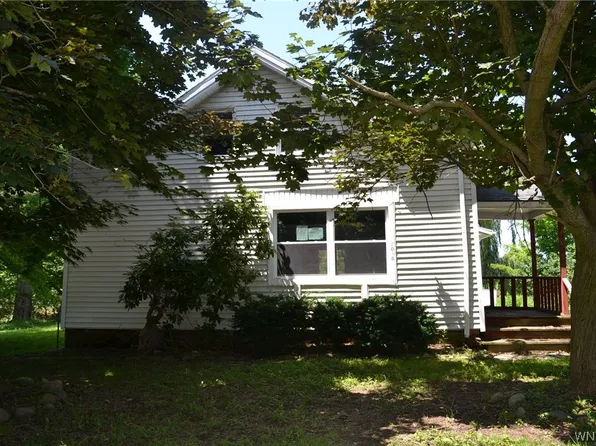 2048 Eden Evans Center Rd, Eden, NY 14057