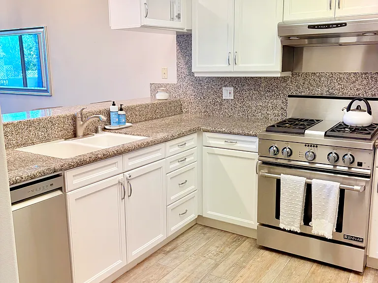 6483 Zuma View Pl #105 — Photo 9