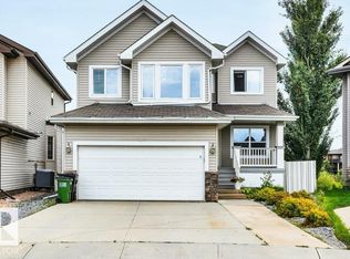 717 Wildwood Point E, Edmonton, AB T6T0B2