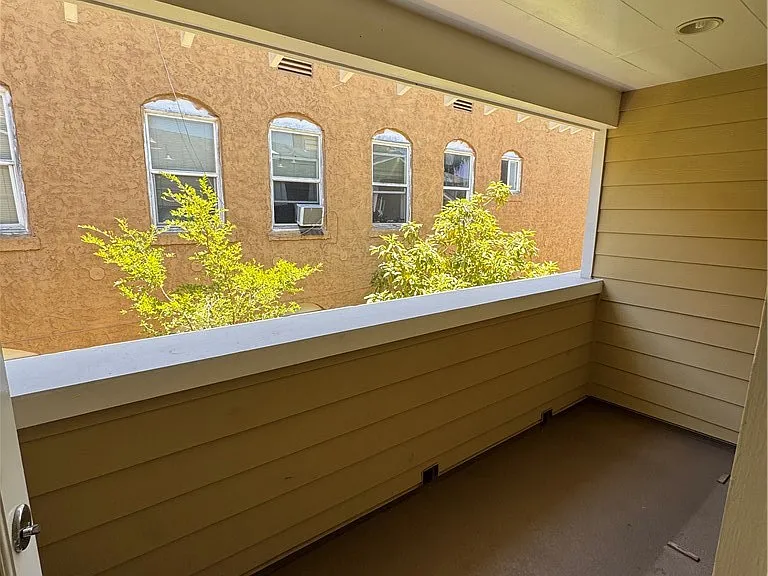 942 Sartori Ave — Photo 14