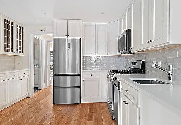 3rd image of 56 Saint Marks Ave #1