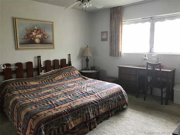 4th image of 501 Blue Heron Dr APT 308-A