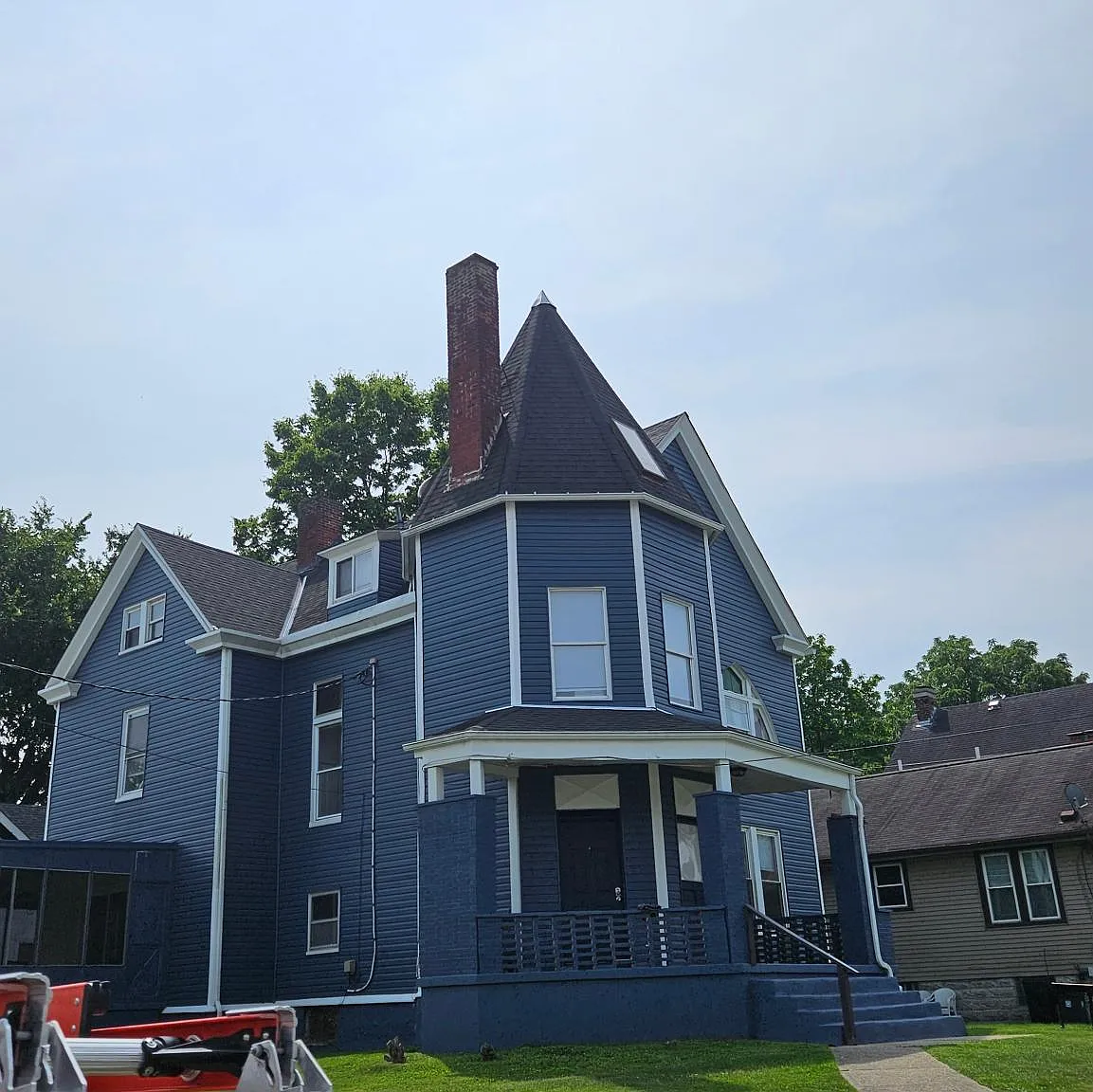 7 bed, 3454 sqft, $3,290 — Photo 1