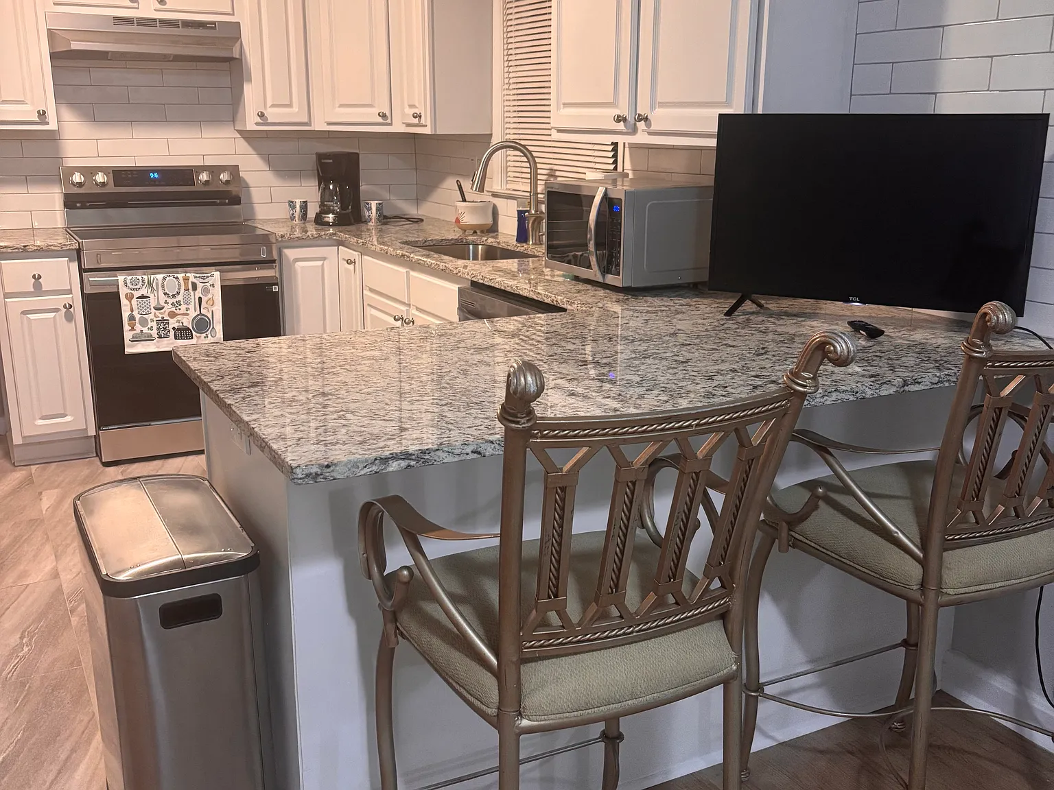 4 bed, 1358 sqft, $1,300 — Photo 3