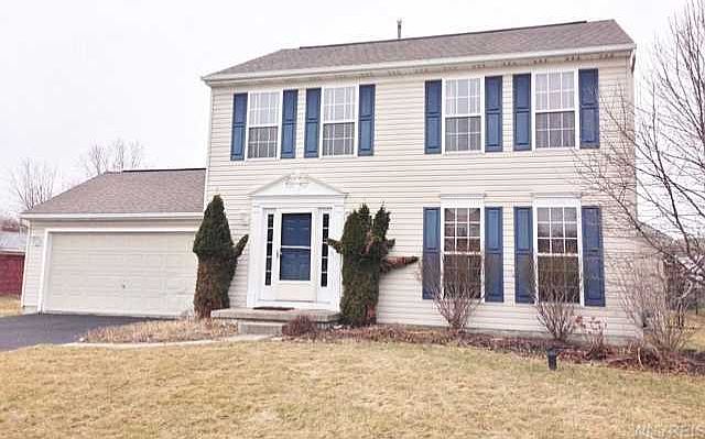 1st image of 2 Parkedge Dr