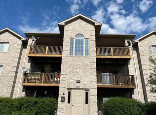 2867 Coral Ct APT 202, Coralville, IA