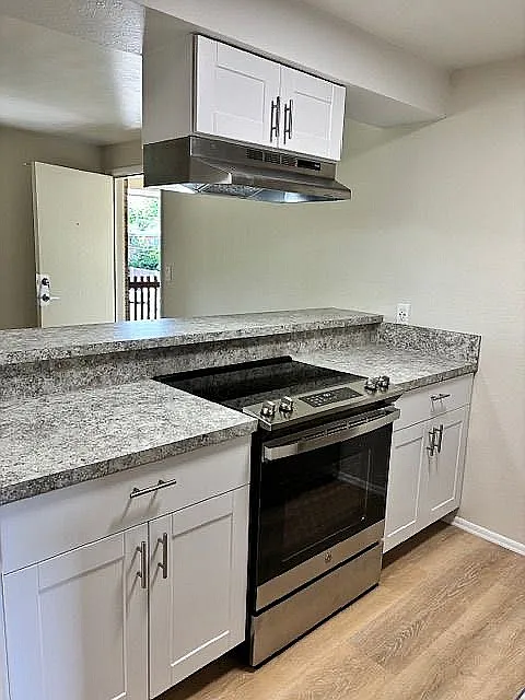 591 West Prentice Avenue — Photo 1