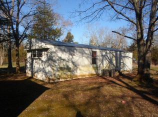 579 Lower Halls Mill Rd, Shelbyville, TN 37160