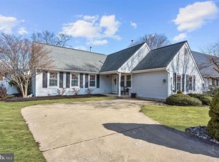 11 Beech Dr, Blackwood, NJ 08012