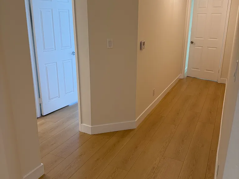 4741 Radford Ave #203 — Photo 32