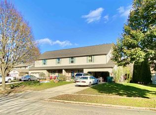 492-494 Olympic Dr, Slinger, WI 53086