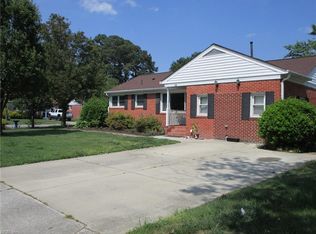 38 Beach Rd, Hampton, VA 23664