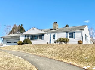 13 Johns Rd, Brookfield, CT 06804