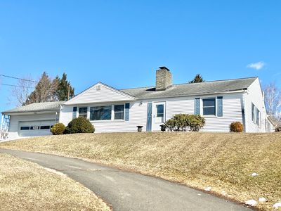 13 Johns Road, Brookfield, CT, 06804
