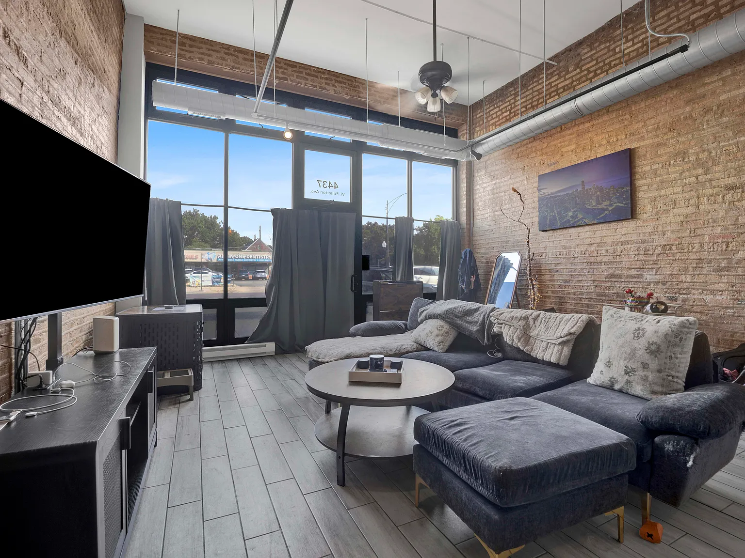 2 bed, $2,200 — Photo 3