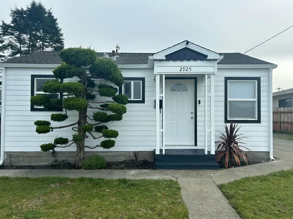 2925 C St, Eureka, CA 95501