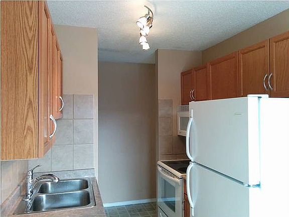 2nd image of 10815 83rd Ave