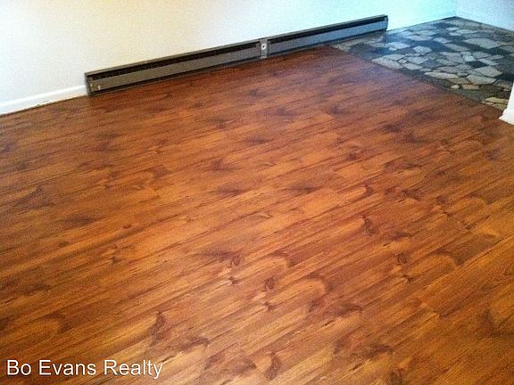 3rd image of 308 Moncrief St-mar Jo 9 #5356079