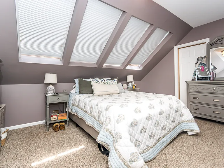110 Maple Pl #8 — Photo 13