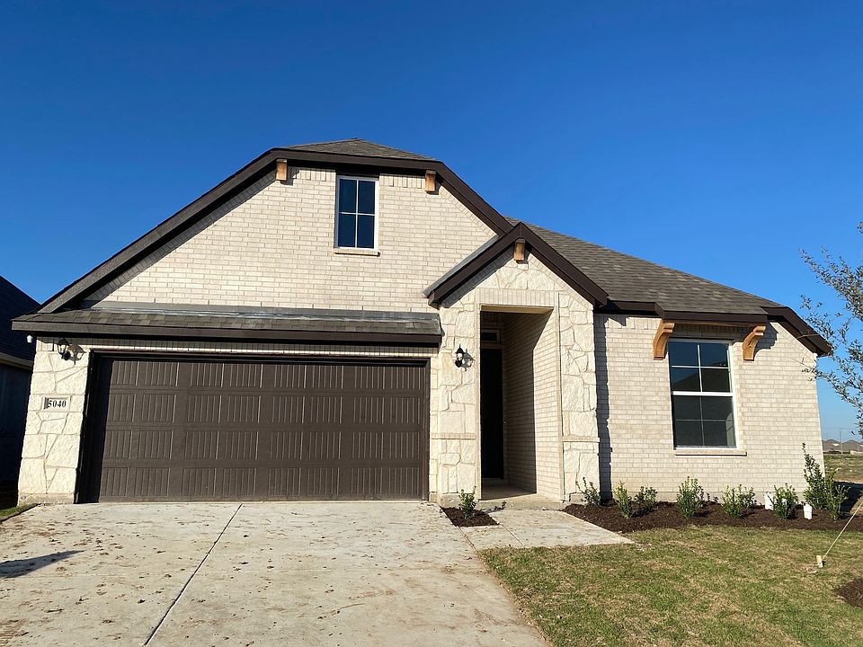 1st image of 5040 Meadow Vista Ln