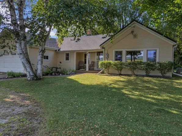 W5602 Lost Arrow Rd, Fond Du Lac, WI 54937