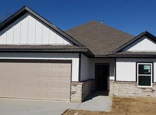 3770 Doyle Ave, Groves, TX 77619