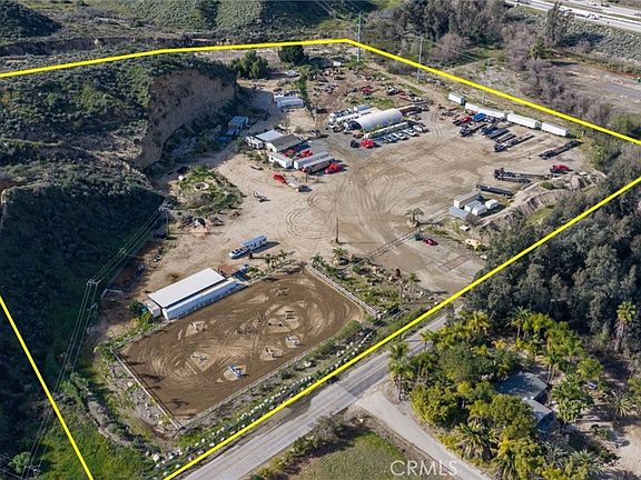 4th image of 26741 Hostettler Rd