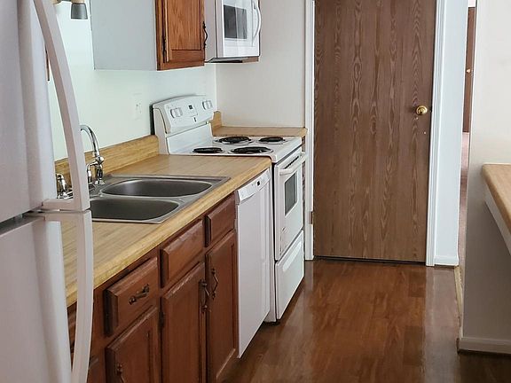 3rd image of 7707 Odonnell Ct #12