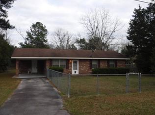 614 Childrens Cir, Blackshear, GA 31516