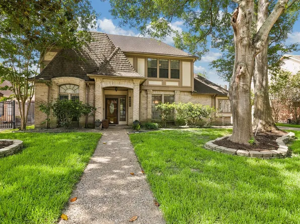 18311 Mountfield Dr, Houston, TX 77084