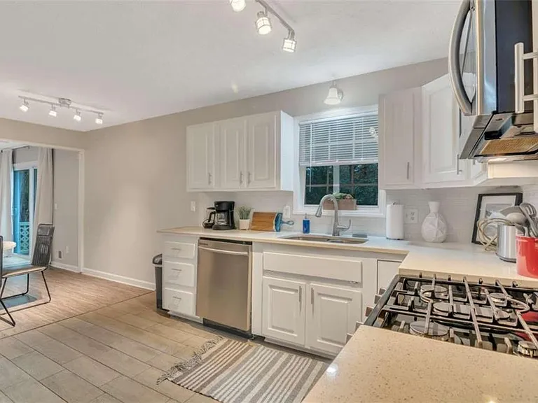 1504 Dupree Rd — Photo 10