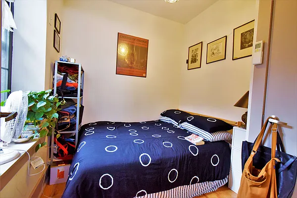 Rented by Lofts and Flats LLC | media 9